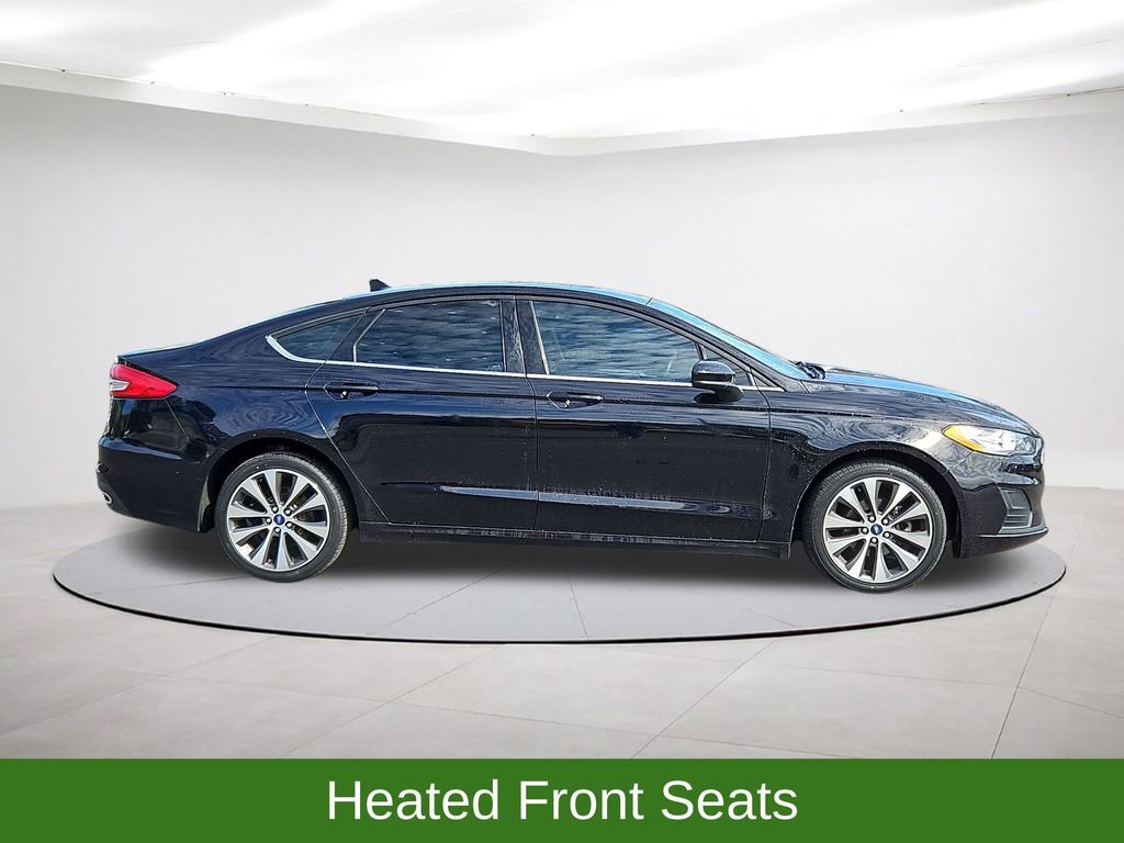 Used 2020 Ford Fusion SE image 8