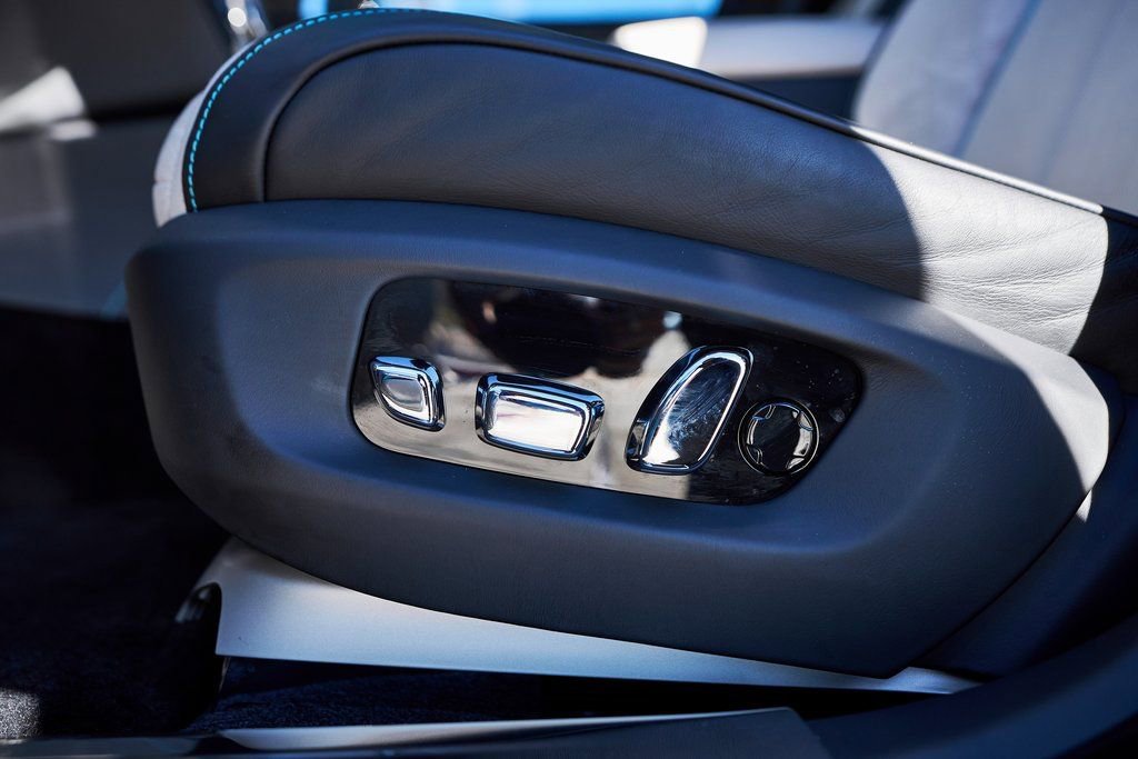 Used 2025 Rolls-Royce Ghost image 39