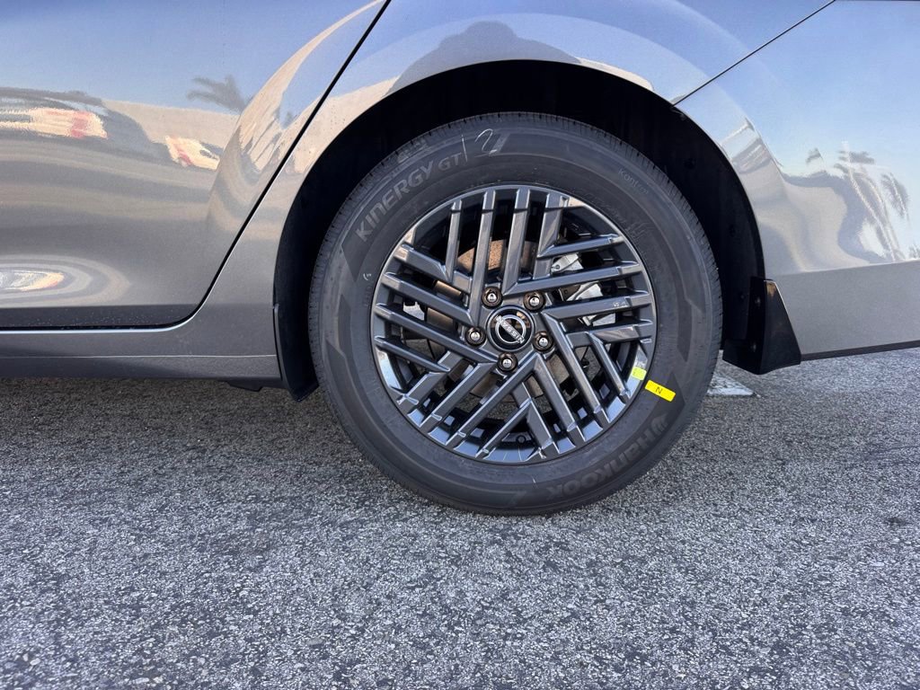 New 2026 Nissan Sentra SV w/ SV Convenience Package FWD image 8