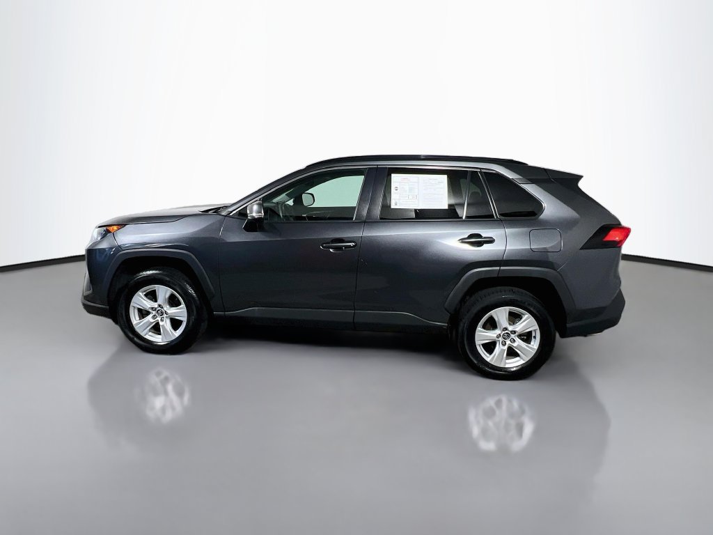 Used 2021 Toyota RAV4 XLE AWD/4WD image 6