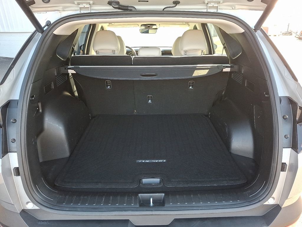 Used 2023 Hyundai Tucson Limited image 32