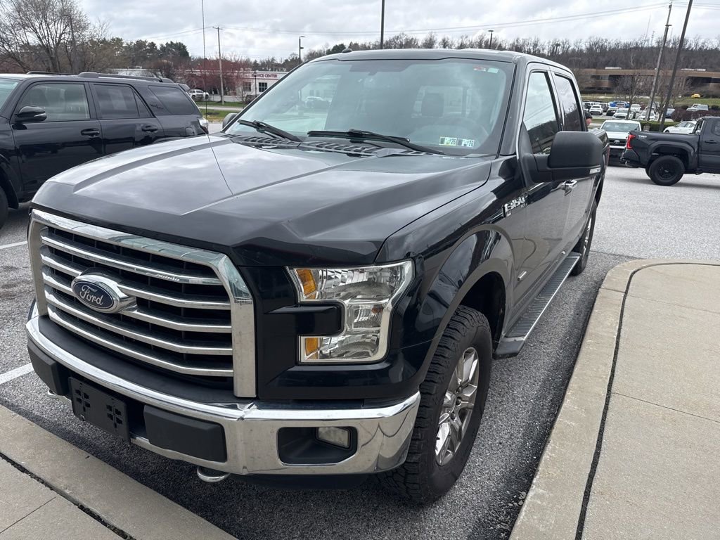 Used 2016 Ford F150 XLT w/ Equipment Group 302A Luxury image 3