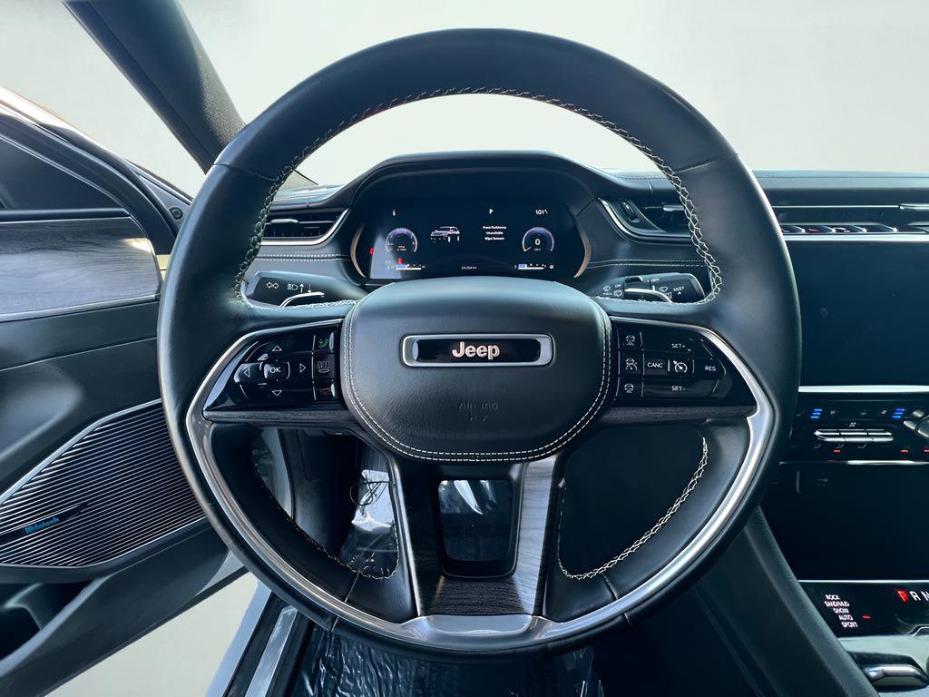 Used 2022 Jeep Grand Cherokee L Overland image 44