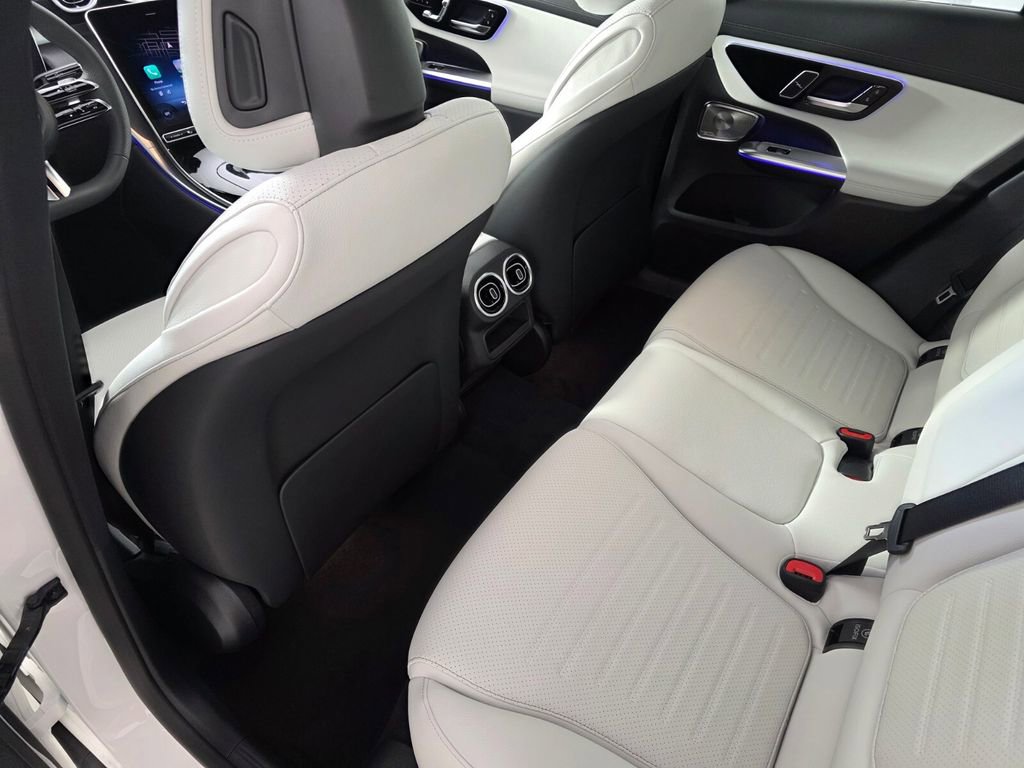 New 2026 Mercedes-Benz GLC 300 image 12