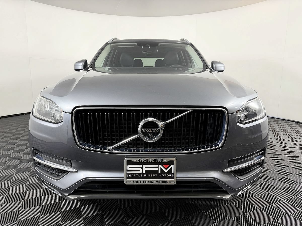 Used 2016 Volvo XC90 T6 Momentum w/ Vision Package AWD/4WD image 4
