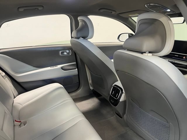 Used 2023 Hyundai Ioniq 6 SEL RWD image 15