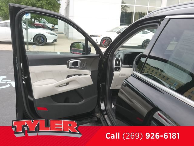 Used 2023 Kia Sorento SX Prestige AWD/4WD image 21