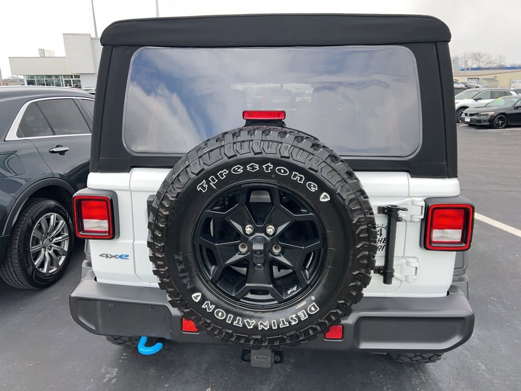 Used 2023 Jeep Wrangler Unlimited image 7