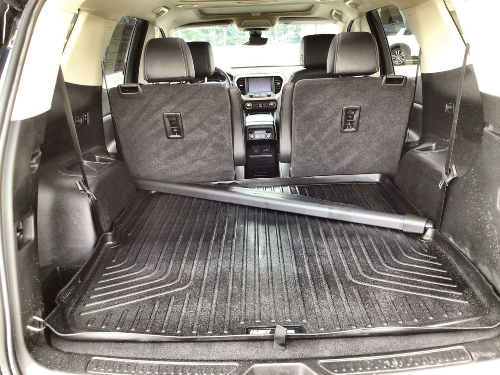 Used 2022 GMC Acadia Denali w/ Denali Ultimate Package FWD image 27