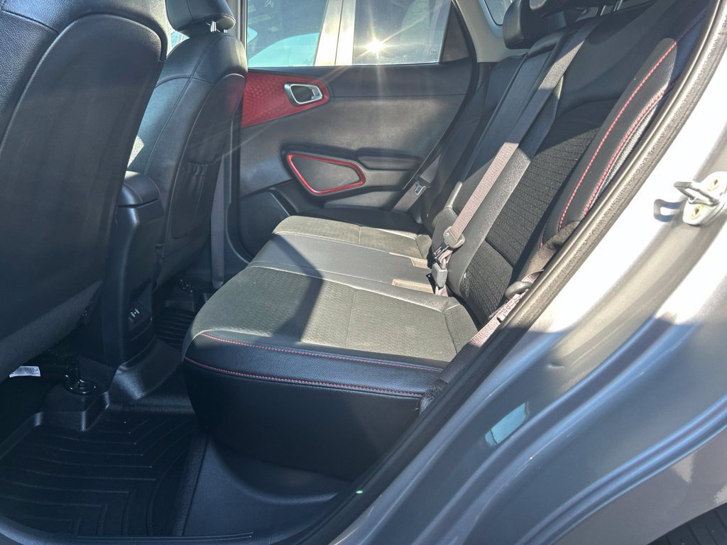 Used 2023 Kia Soul GT-Line FWD image 33