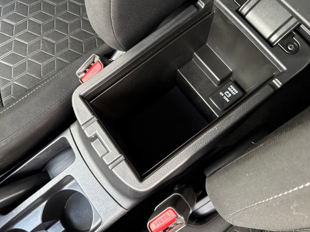 Used 2025 Mitsubishi Outlander Sport ES AWD/4WD image 26