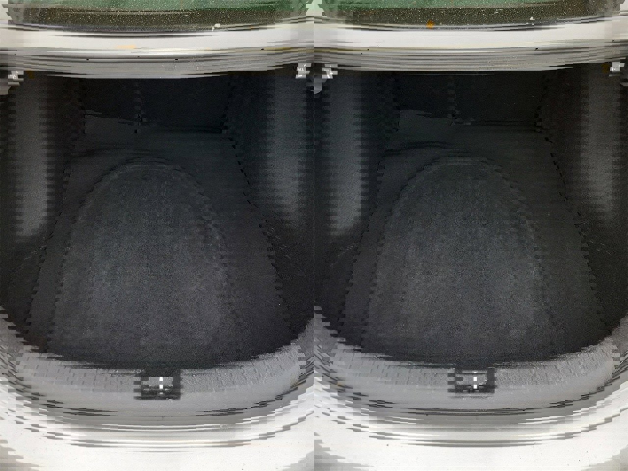 Used 2024 Kia Forte LXS image 7