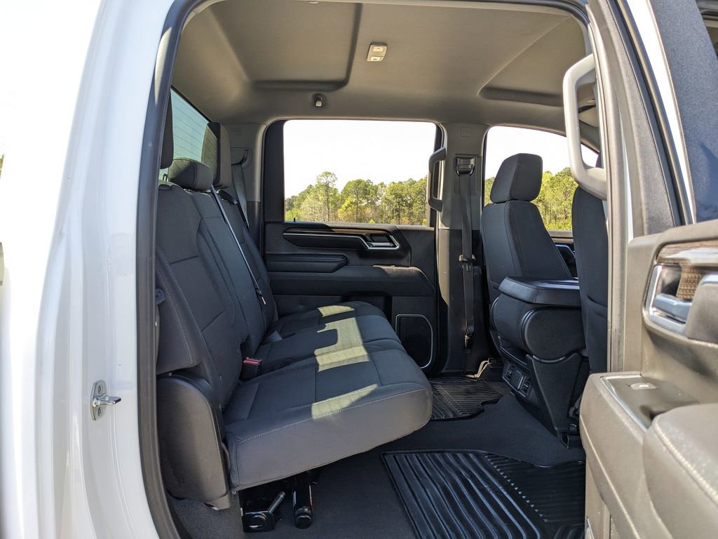 Used 2025 Chevrolet Silverado 2500 LT w/ Convenience Package image 46