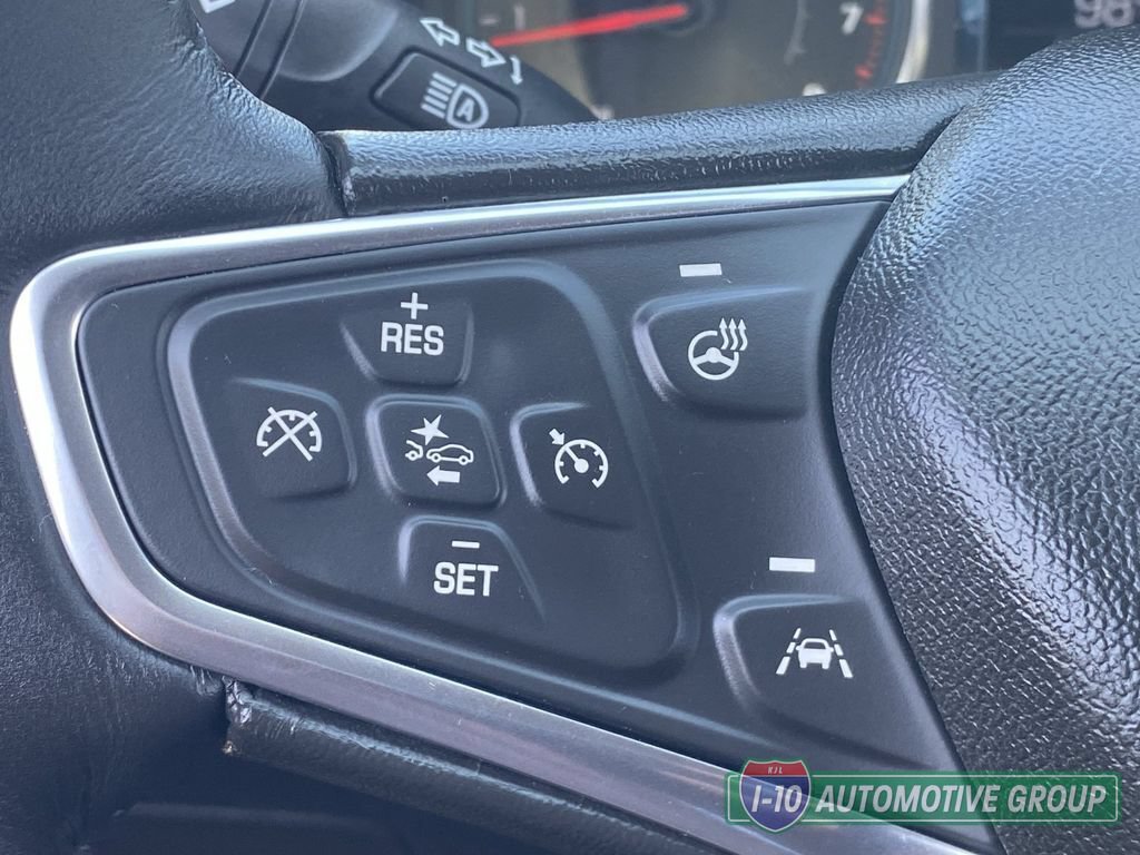 Used 2017 Chevrolet Malibu Premier w/ Driver Confidence Package FWD image 24