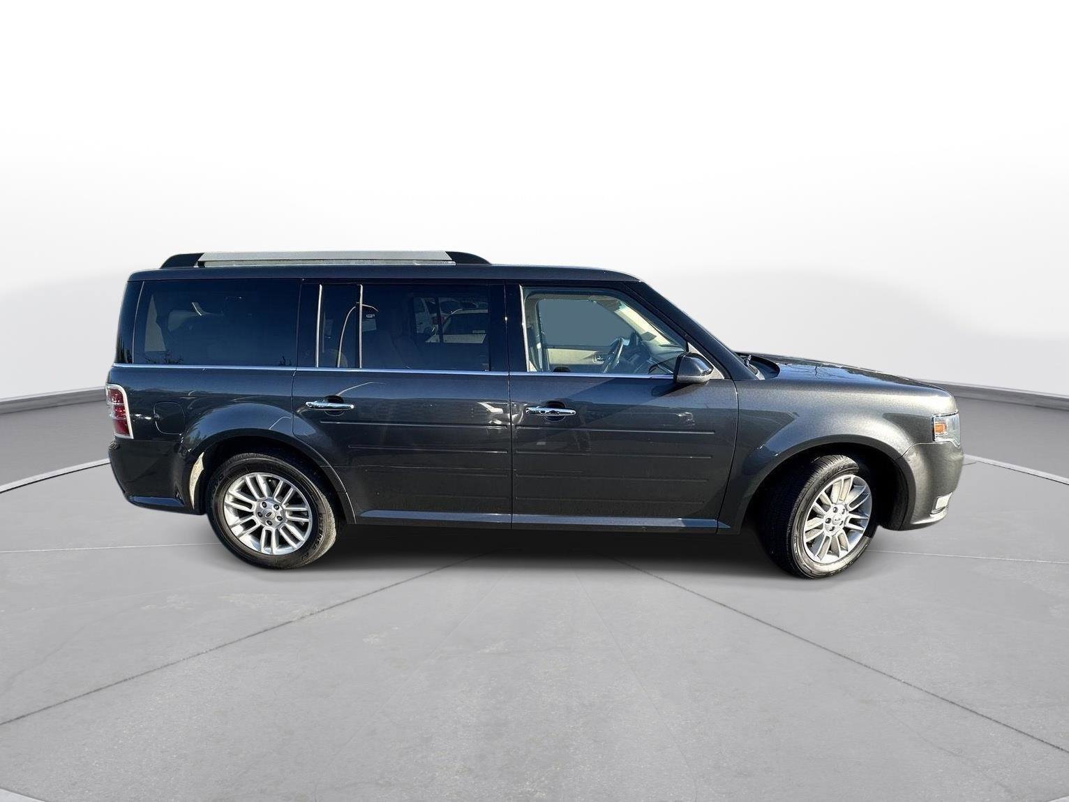 Used 2017 Ford Flex SEL w/ Equipment Group 202A image 4