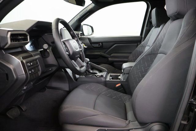 New 2025 Toyota Tacoma SR5 image 9
