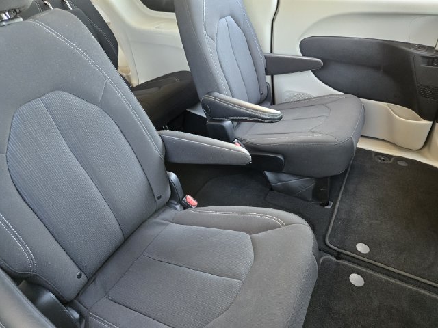 Certified 2023 Chrysler Voyager LX FWD image 28