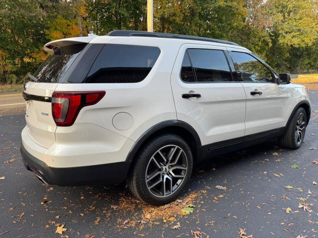 Used 2016 Ford Explorer Sport w/ Equipment Group 401A image 8
