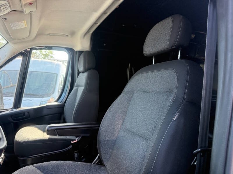 Used 2023 RAM ProMaster 2500 FWD image 16