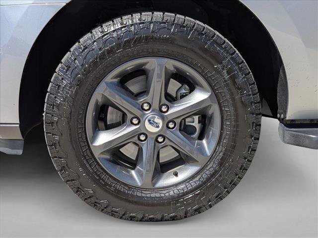 Used 2020 Ford Expedition XLT w/ Equipment Group 202A AWD/4WD image 25