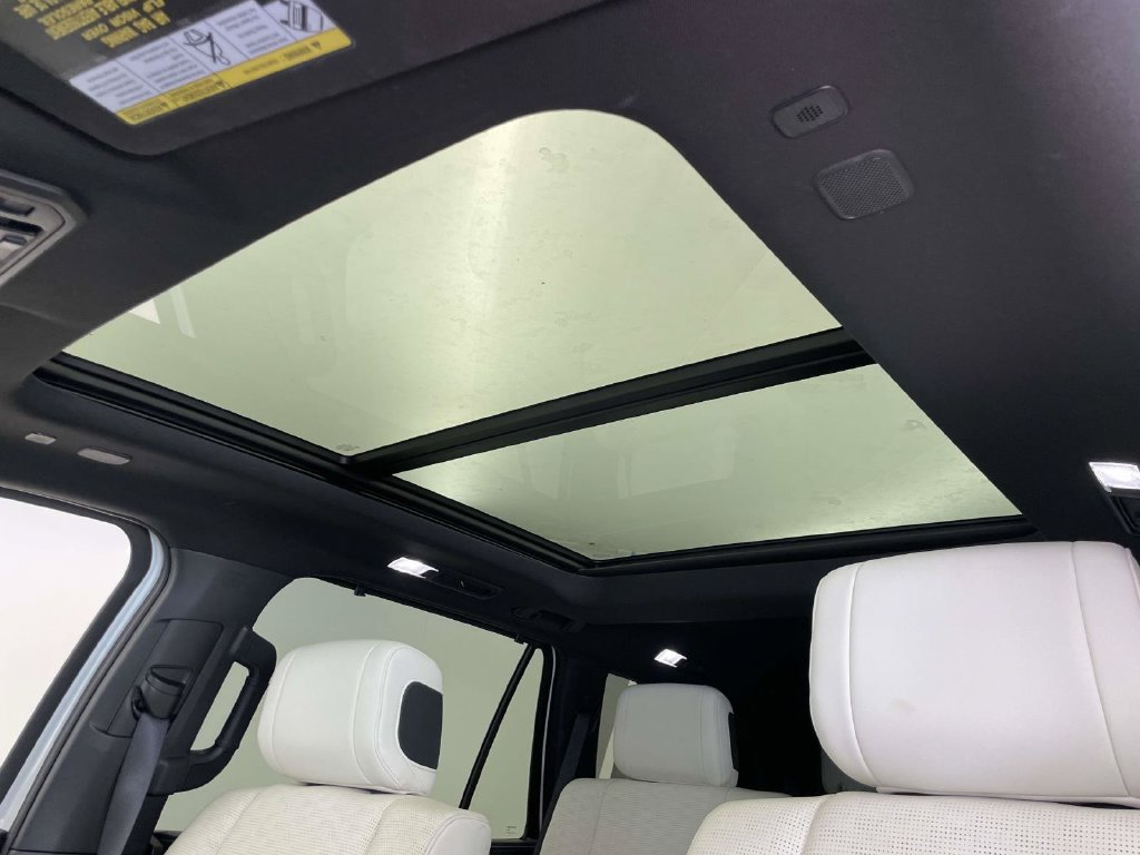 Used 2023 Toyota Sequoia Capstone AWD/4WD image 18