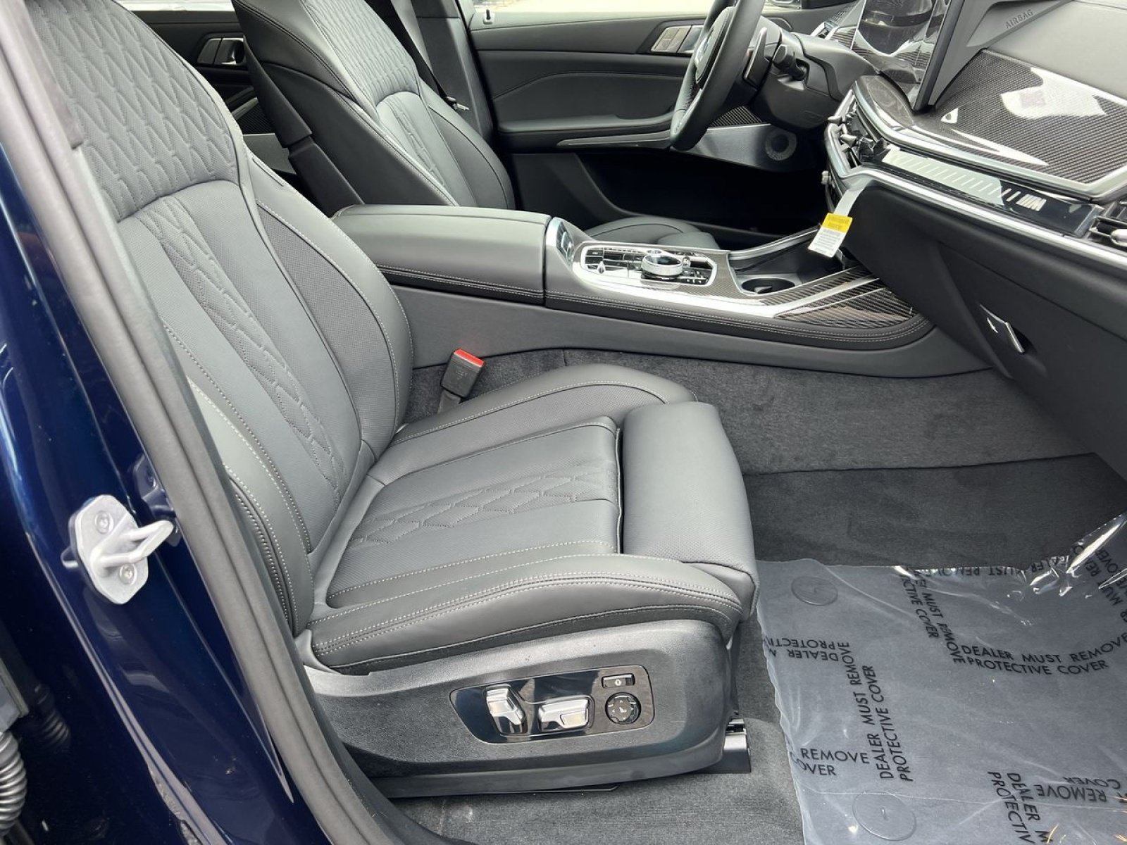 New 2027 BMW X7 M60i AWD/4WD image 26