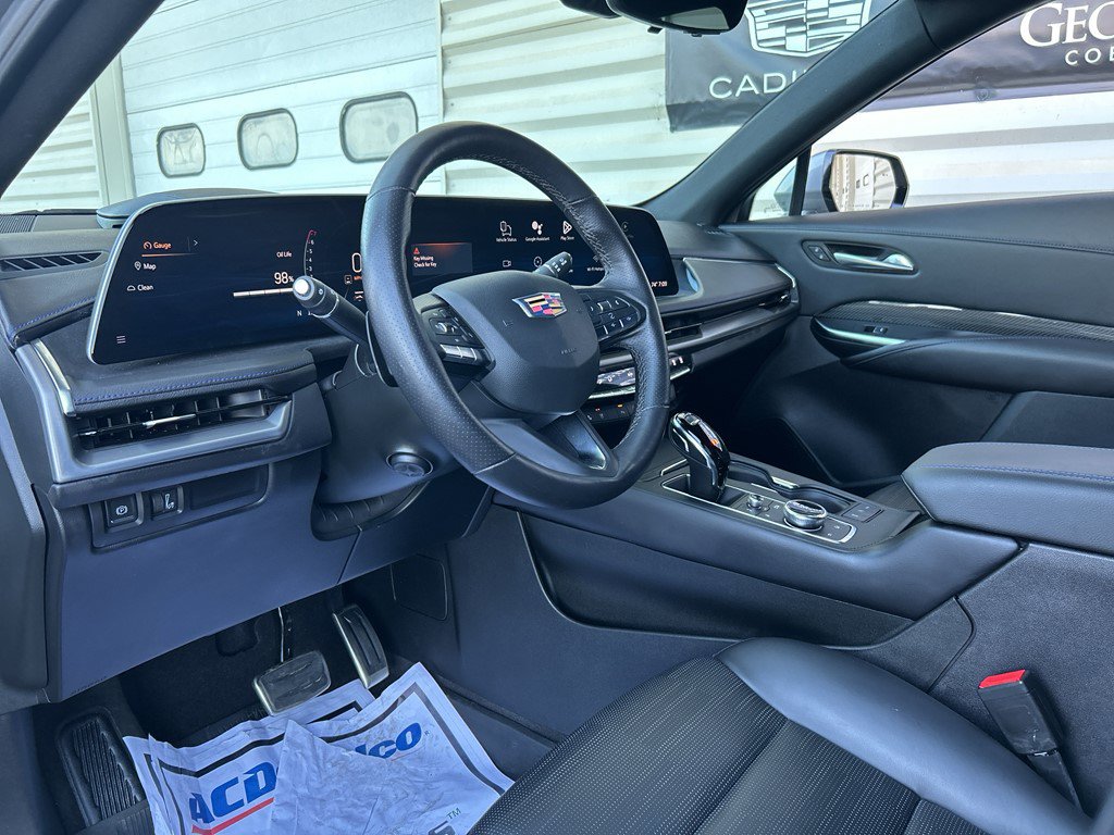 Certified 2024 Cadillac XT4 Sport AWD/4WD image 10