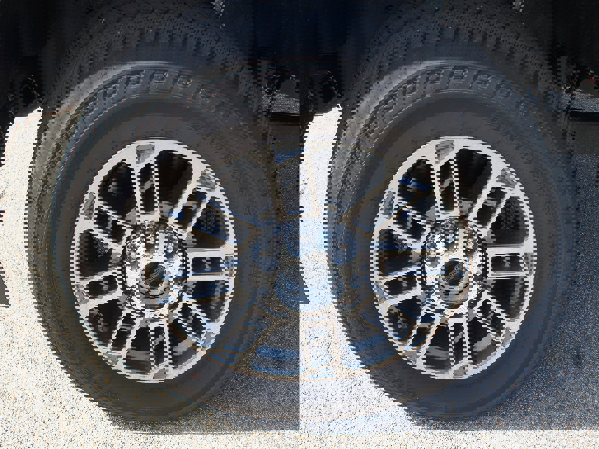 Used 2025 Ford F250 Platinum w/ Platinum Plus Package image 27