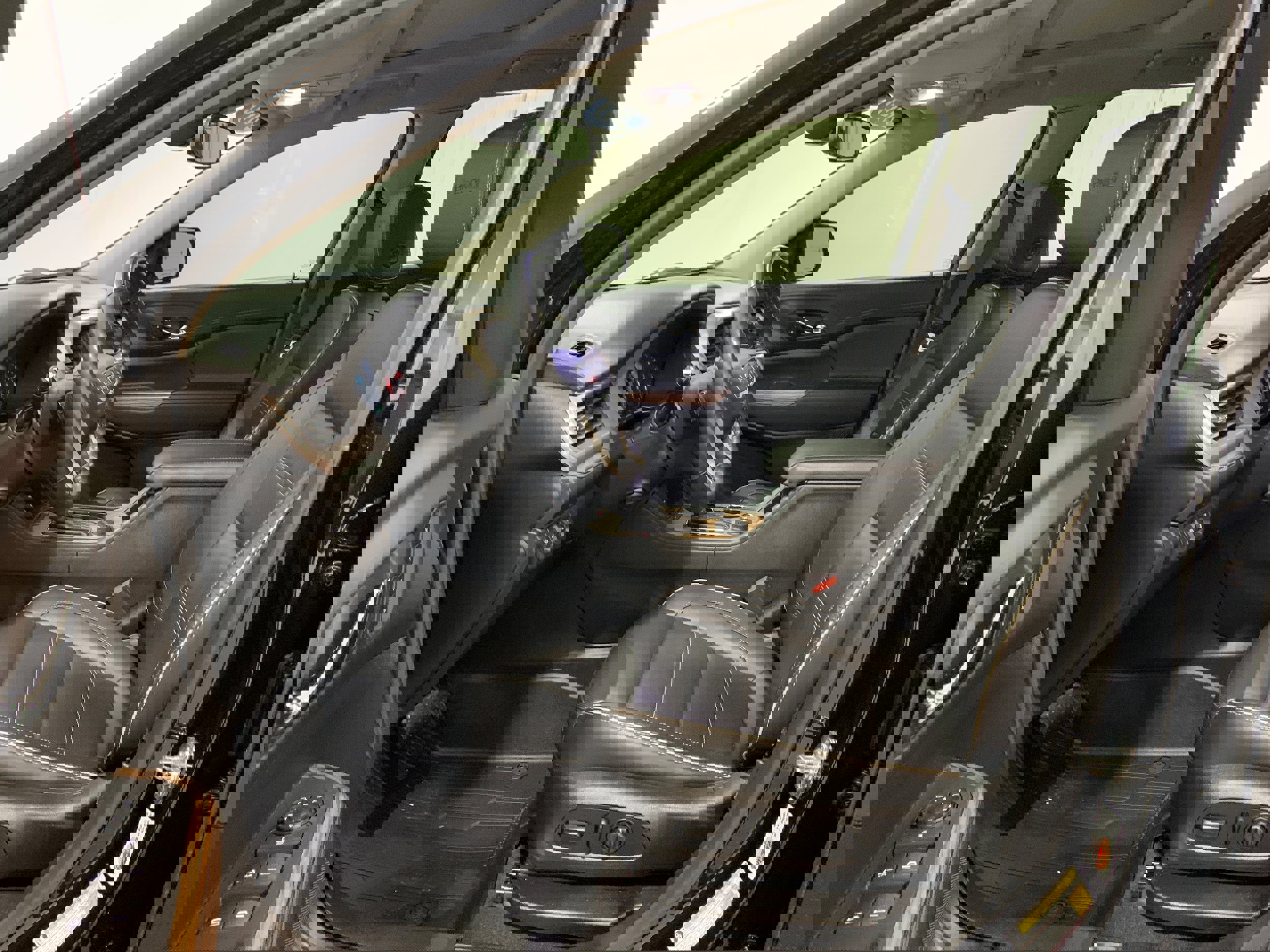 Used 2019 GMC Acadia Denali w/ Technology Package image 5