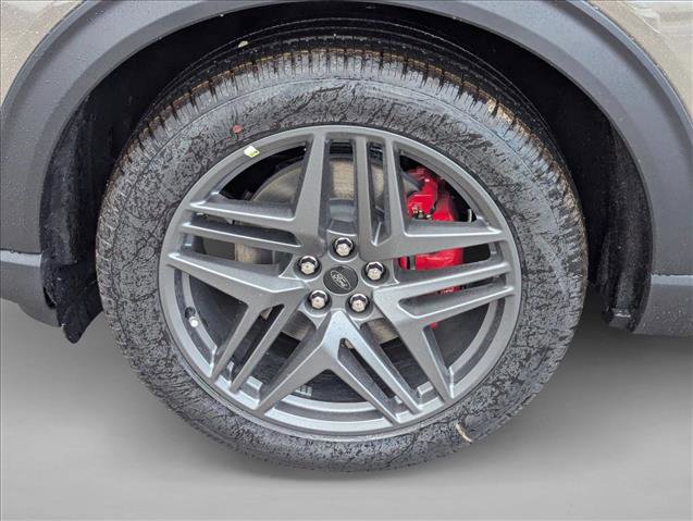 New 2026 Ford Explorer ST w/ Sun And Sound Package image 9