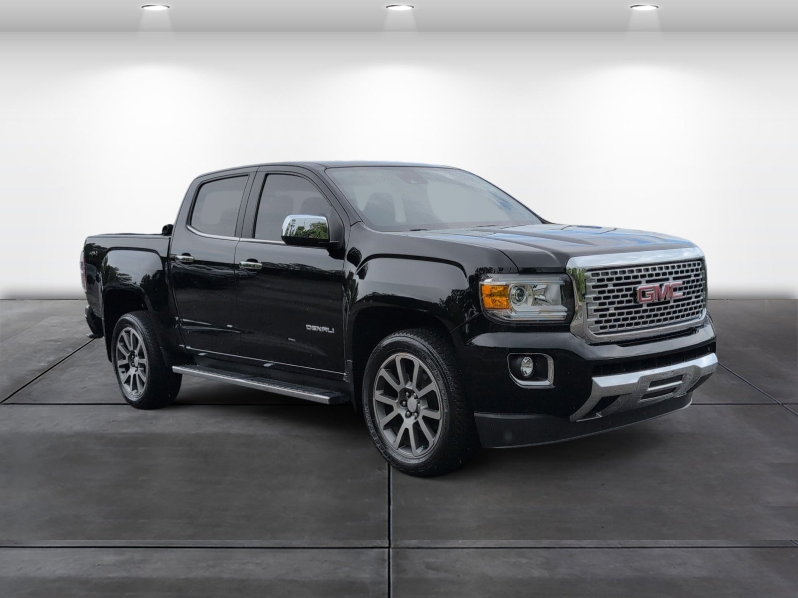 Used 2019 GMC Canyon Denali AWD/4WD image 2