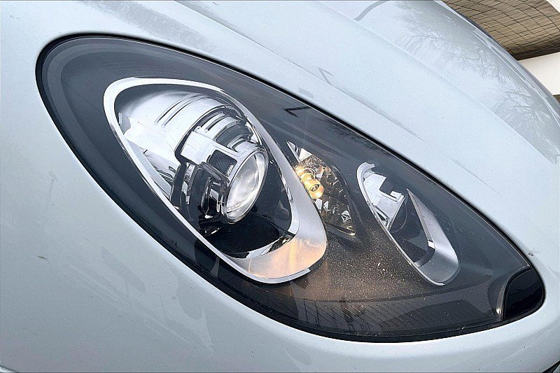 Used 2017 Porsche Macan S image 28