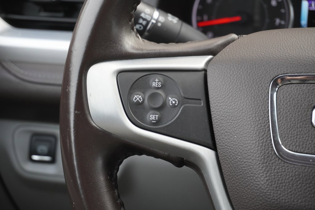 Used 2017 GMC Acadia SLT image 16