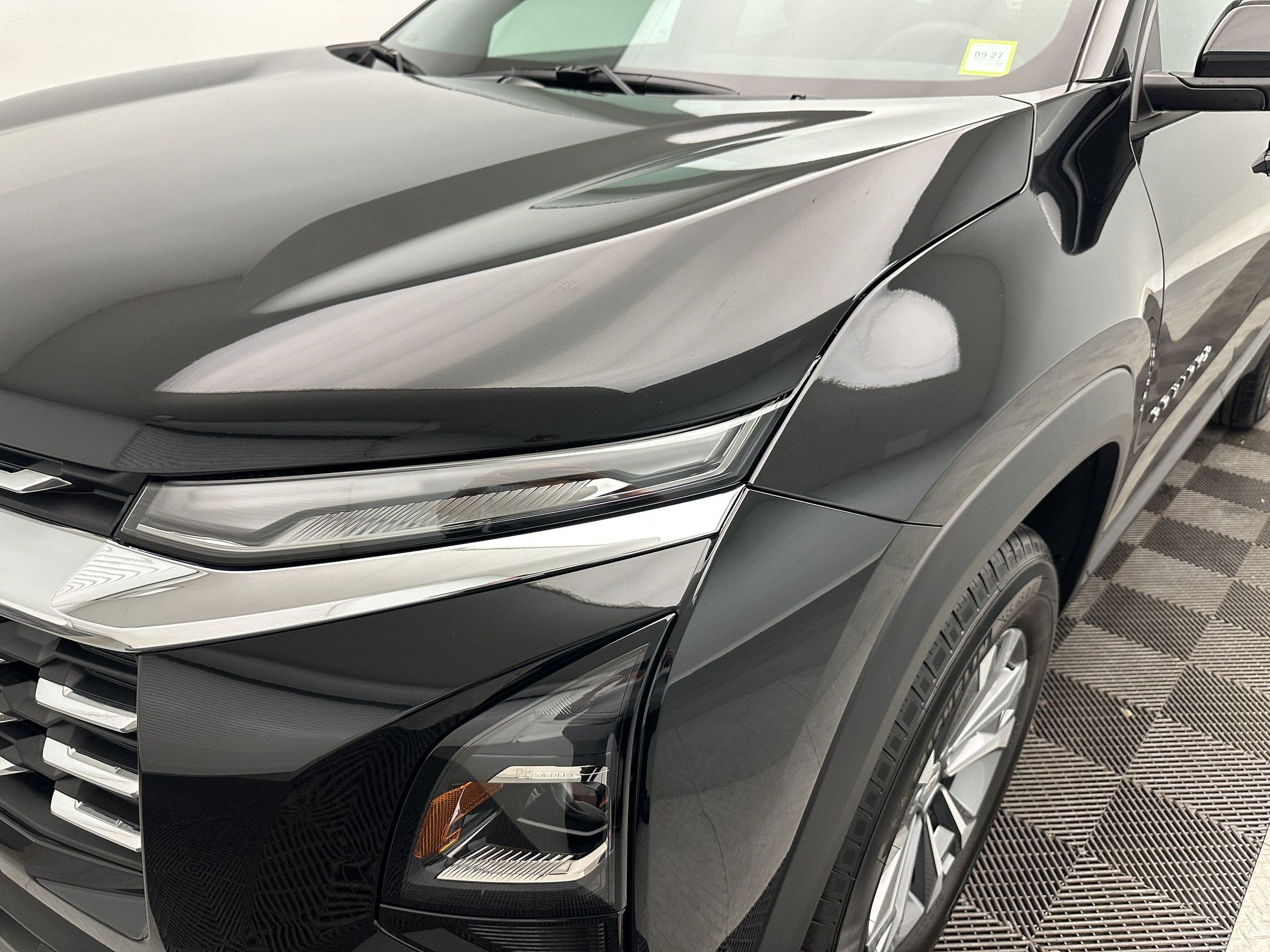 New 2027 Chevrolet Equinox LT AWD/4WD image 12