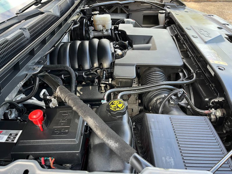 Used 2017 Chevrolet Silverado 1500 High Country image 35