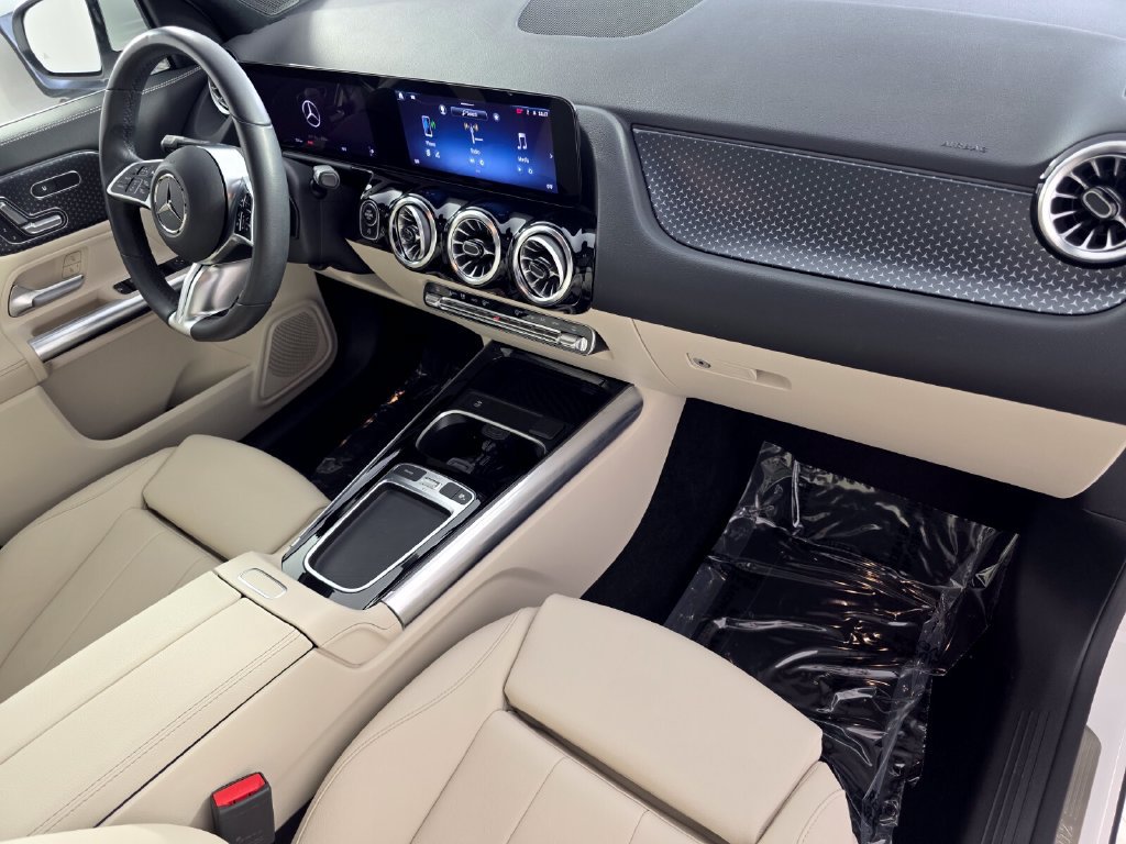 Certified 2024 Mercedes-Benz GLA 250 image 31