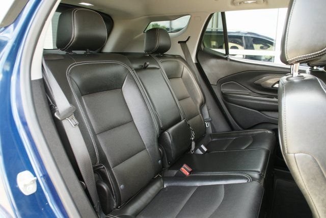 Used 2023 GMC Terrain SLT FWD image 30