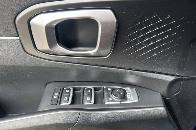 Used 2021 Kia Sorento S FWD image 11