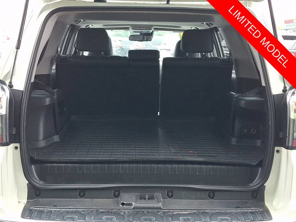 Used 2021 Toyota 4Runner Limited AWD/4WD image 30