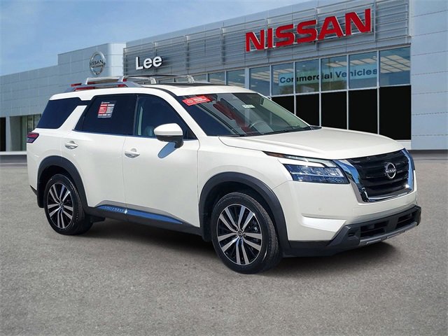 Used 2024 Nissan Pathfinder Platinum