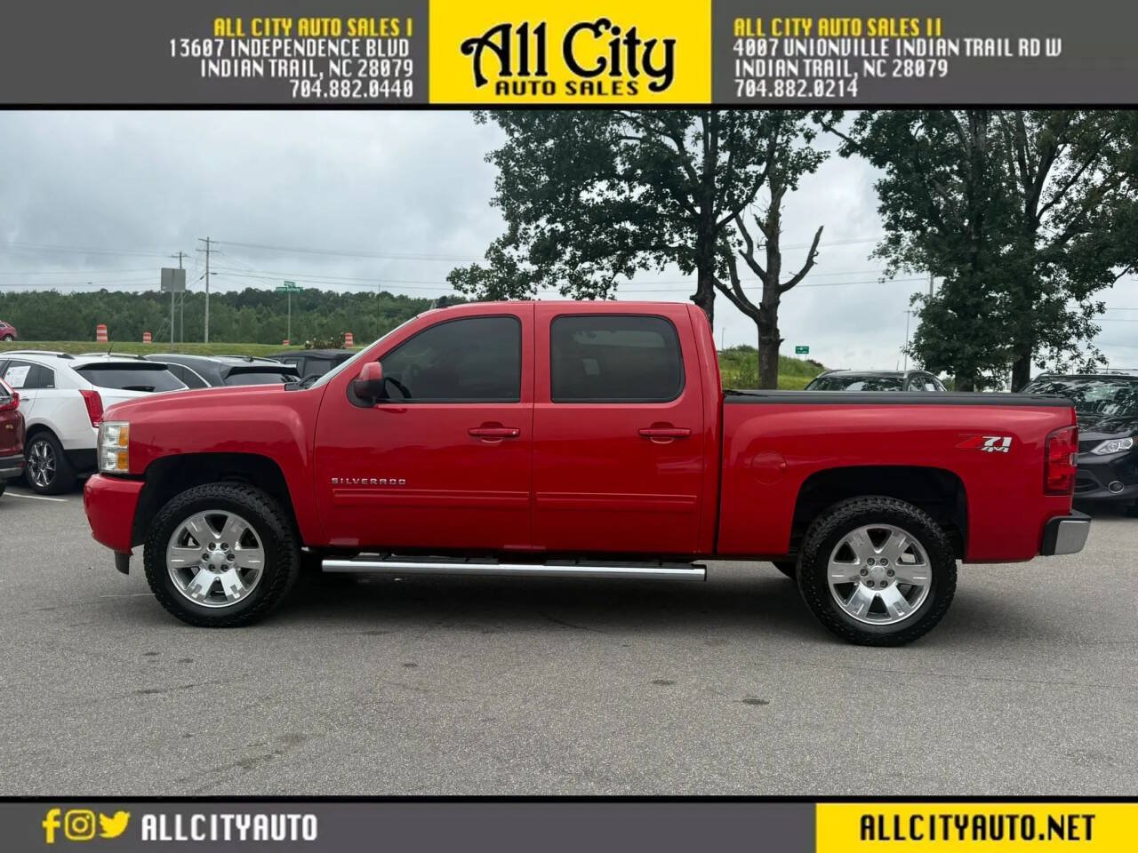 Used 2011 Chevrolet Silverado 1500 LTZ w/ LTZ Plus Package AWD/4WD image 4