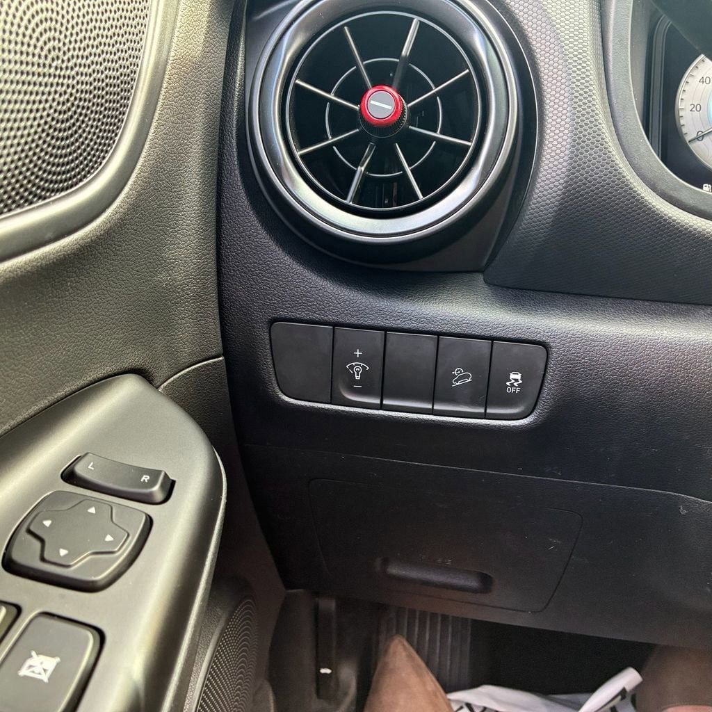 Used 2023 Hyundai Kona N Line image 24