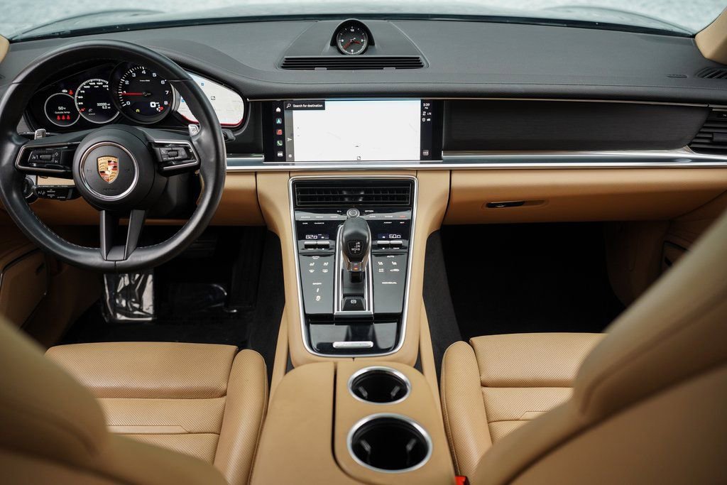 Used 2022 Porsche Panamera Platinum Edition image 20