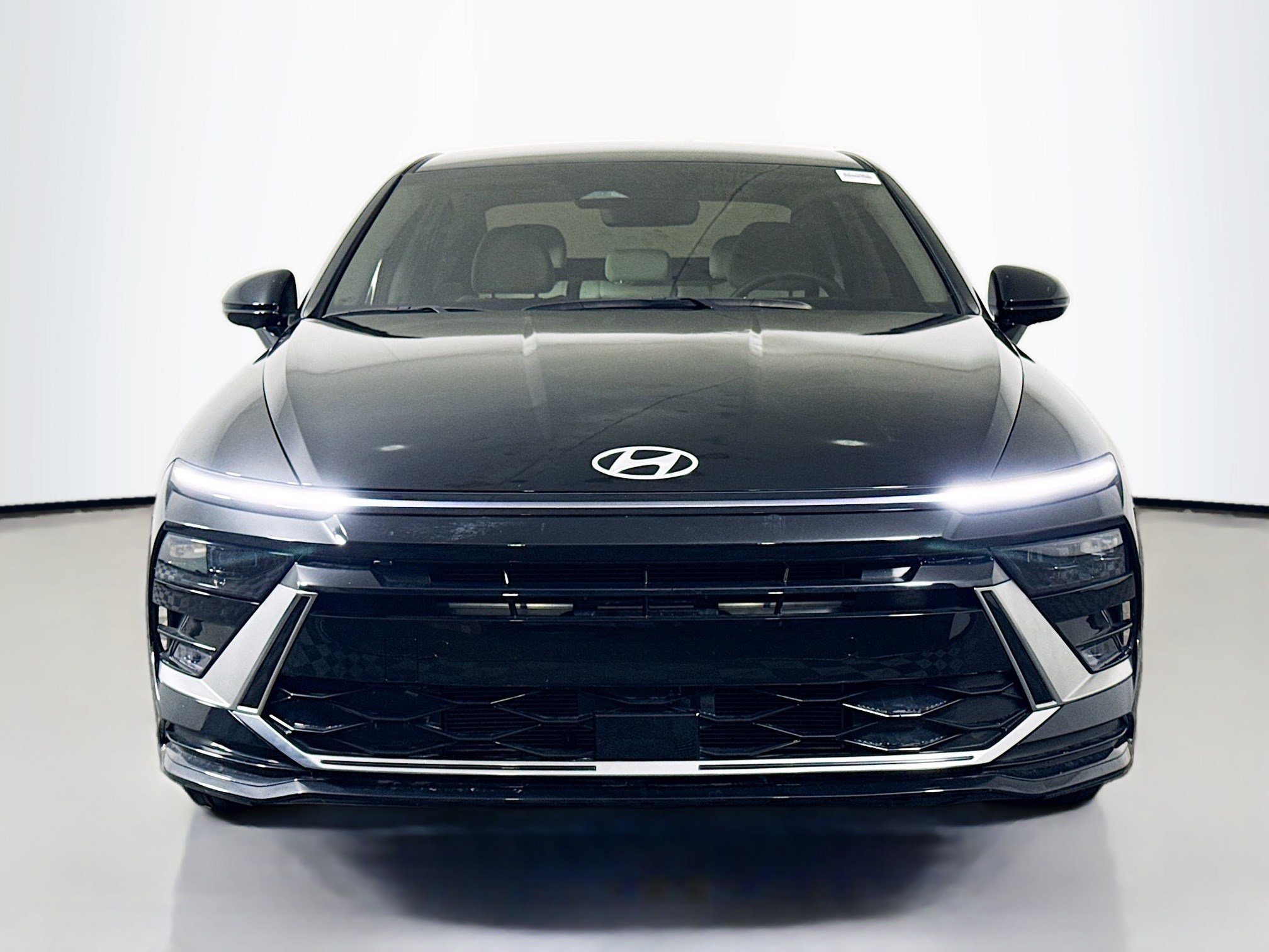 Used 2024 Hyundai Sonata SEL image 2