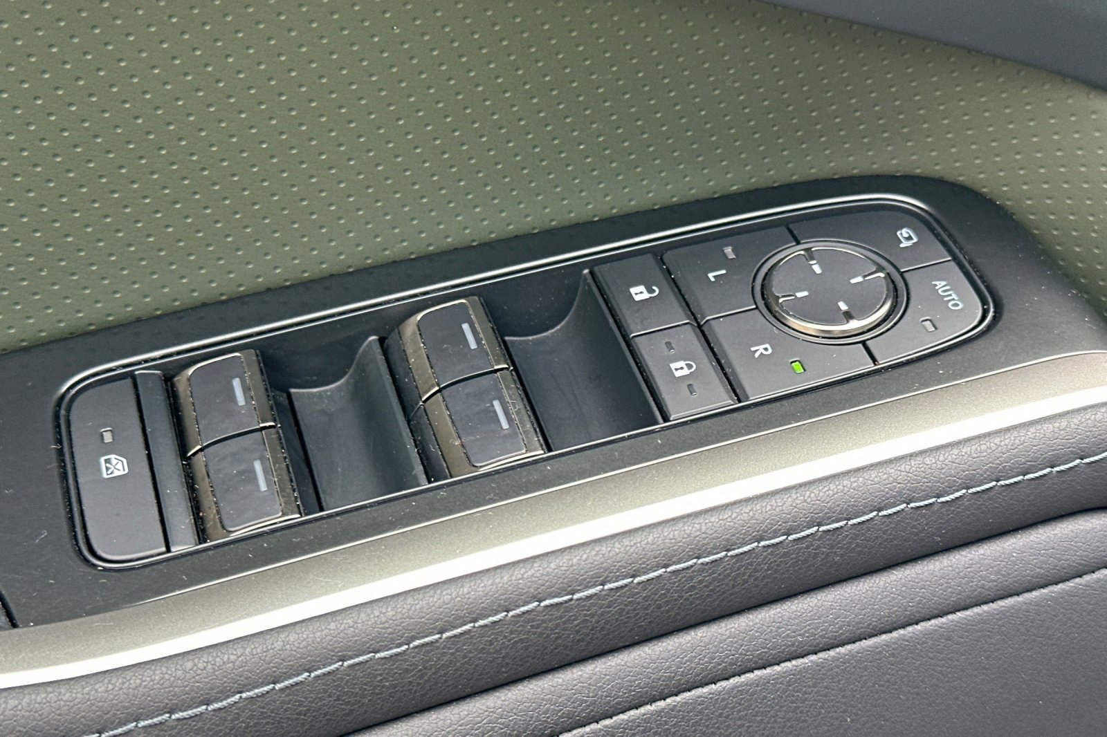 Certified 2024 Lexus GX 550 AWD/4WD image 13