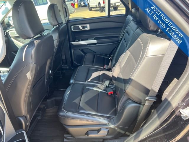 Used 2021 Ford Explorer XLT image 22