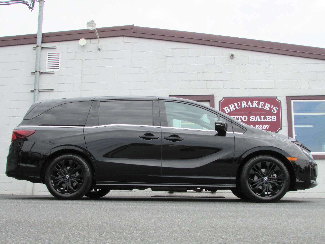 Used 2025 Honda Odyssey Sport-L image 1