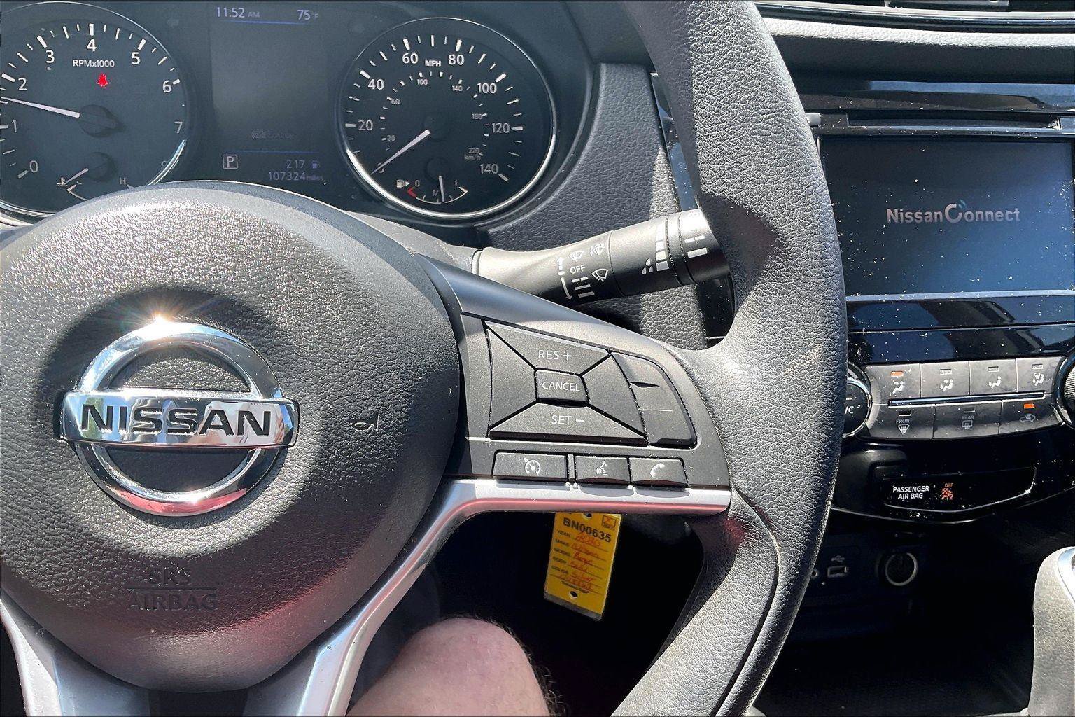 Used 2020 Nissan Rogue S FWD image 19