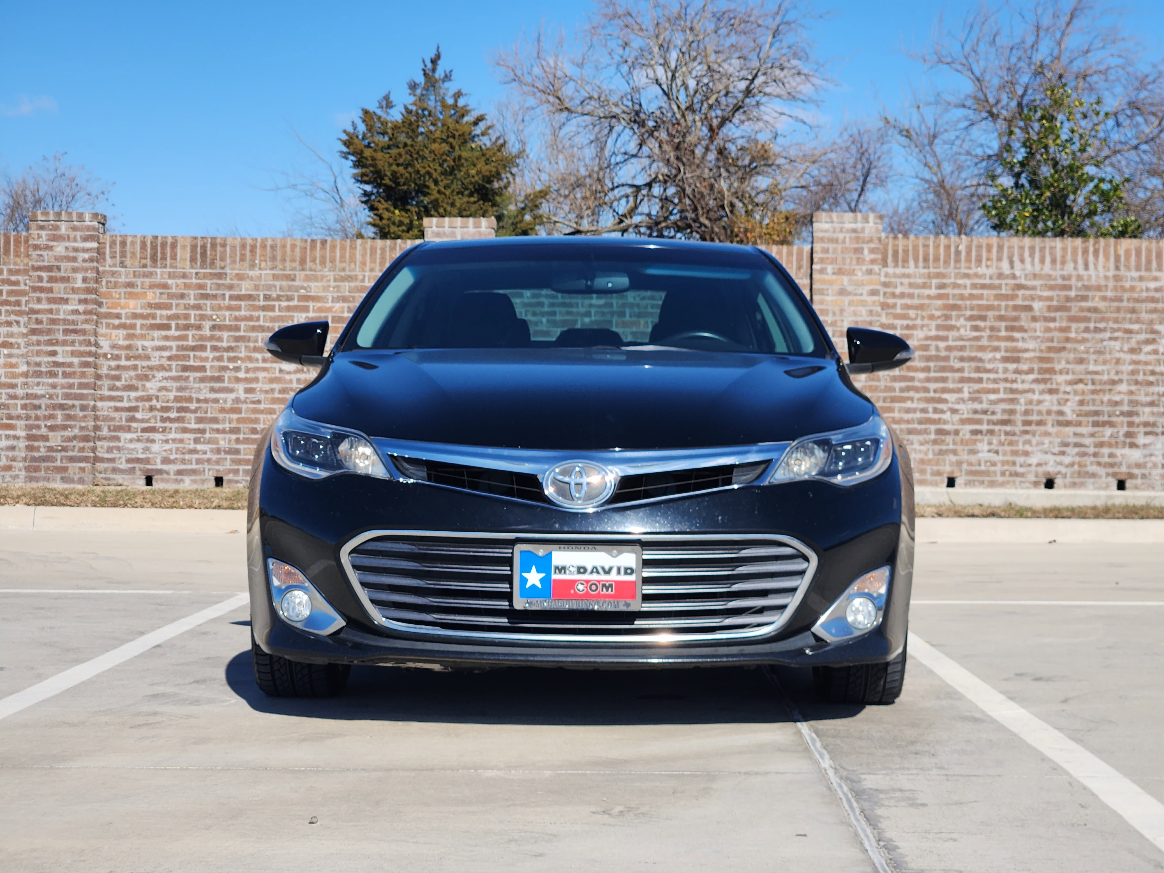 Used 2013 Toyota Avalon XLE image 2