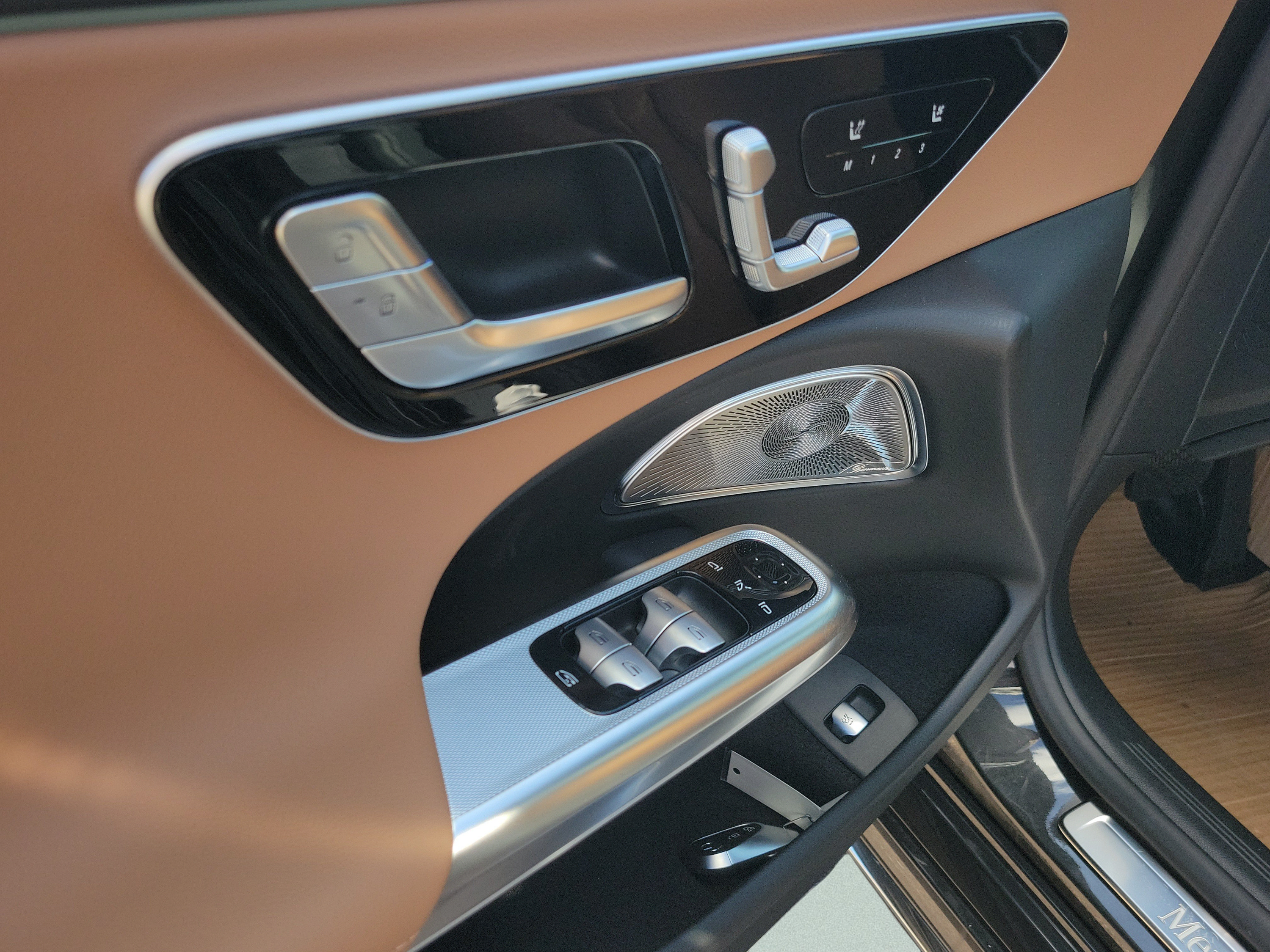New 2027 Mercedes-Benz E 450 4MATIC Sedan image 17